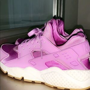 Pretty Pink Huaraches🌸